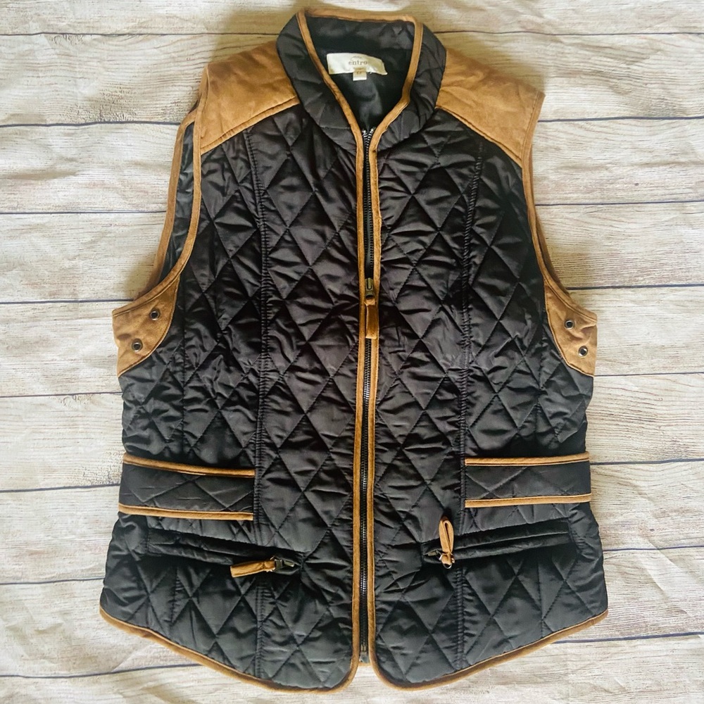 Like New Entro Black and Faux Suede Vest - Picture 1 of 4